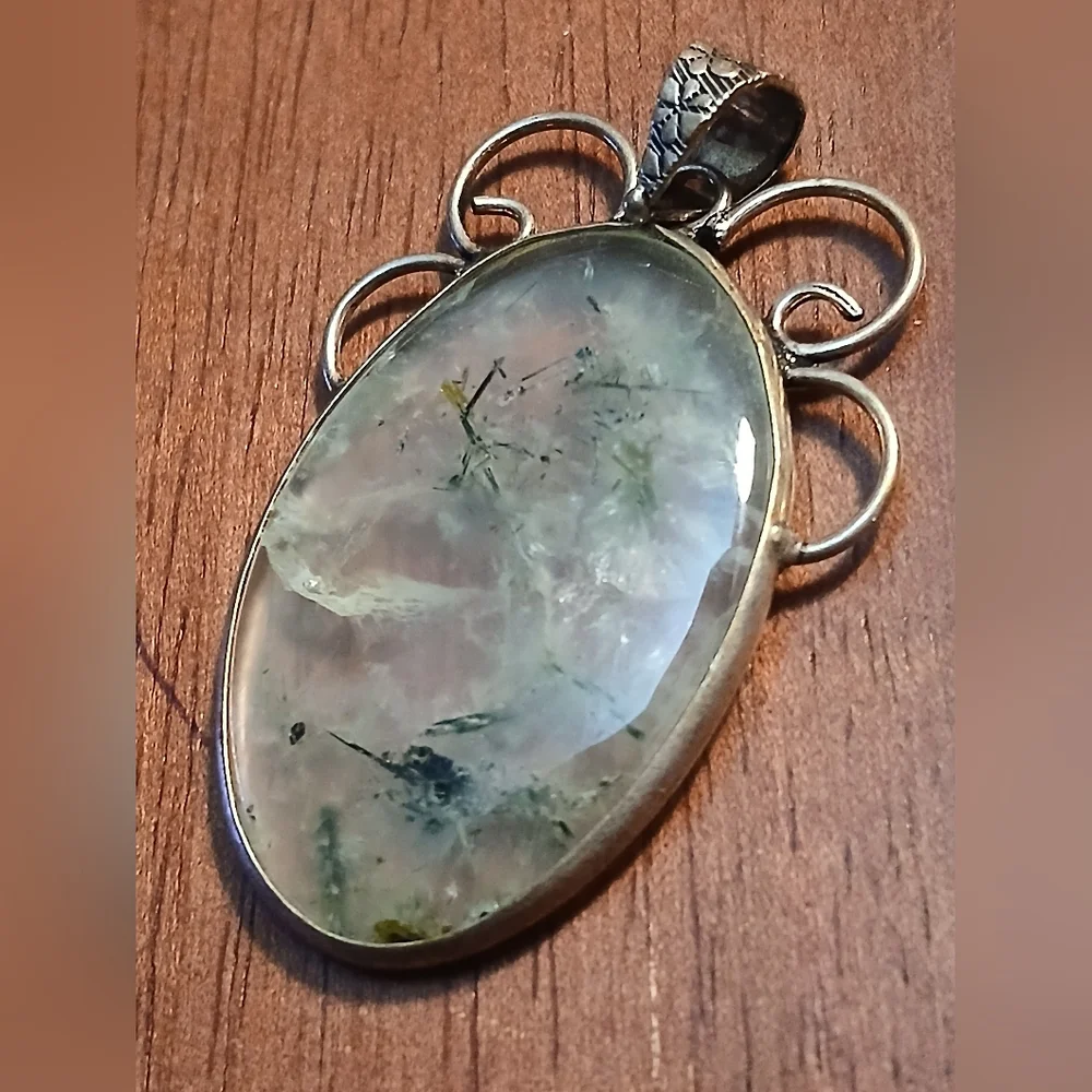 Oval Prehnite Moss Agate Pendant in Silver Plated Setting - Green - Picture 9 of 10